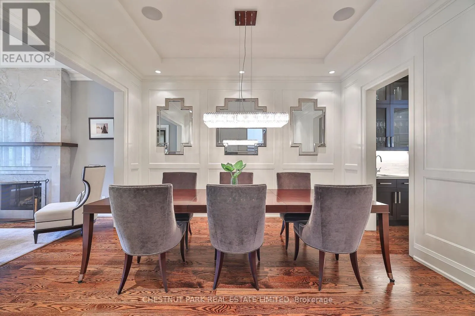 62 HEATH STREET W