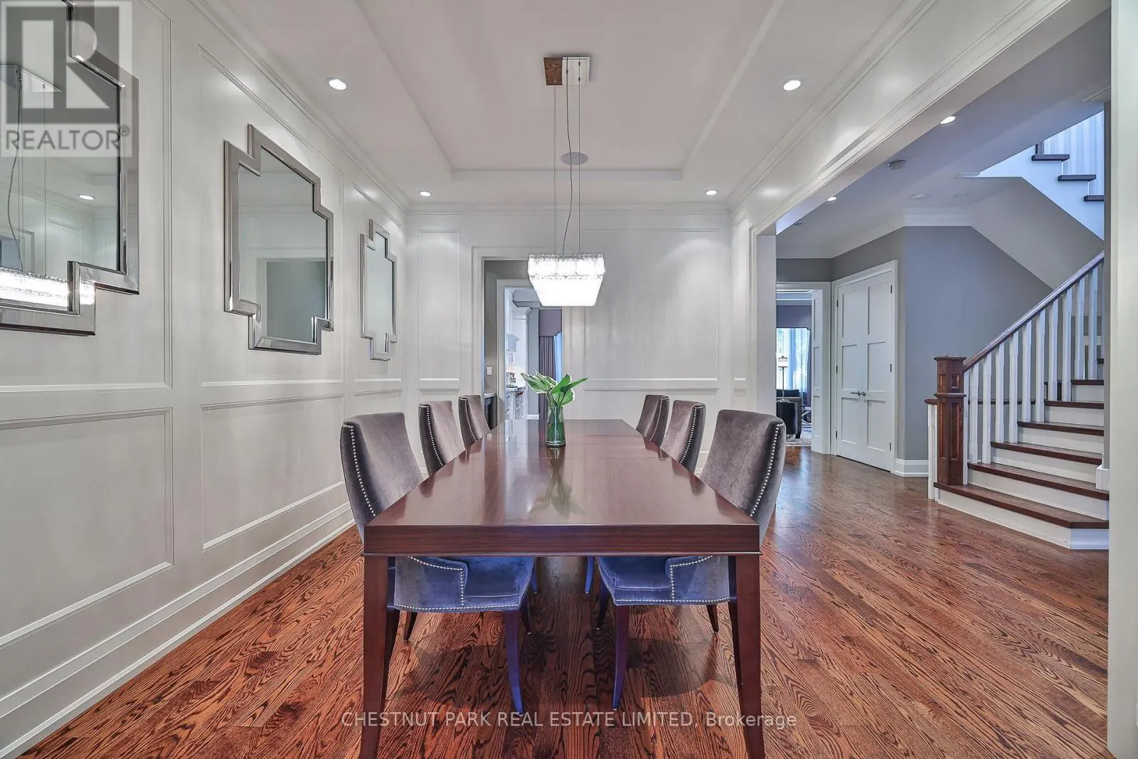 62 HEATH STREET W