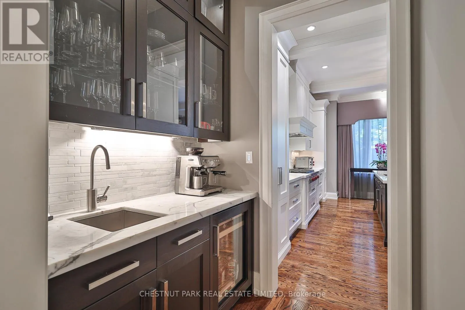 62 HEATH STREET W