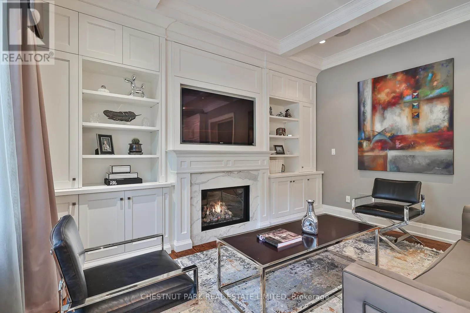 62 HEATH STREET W
