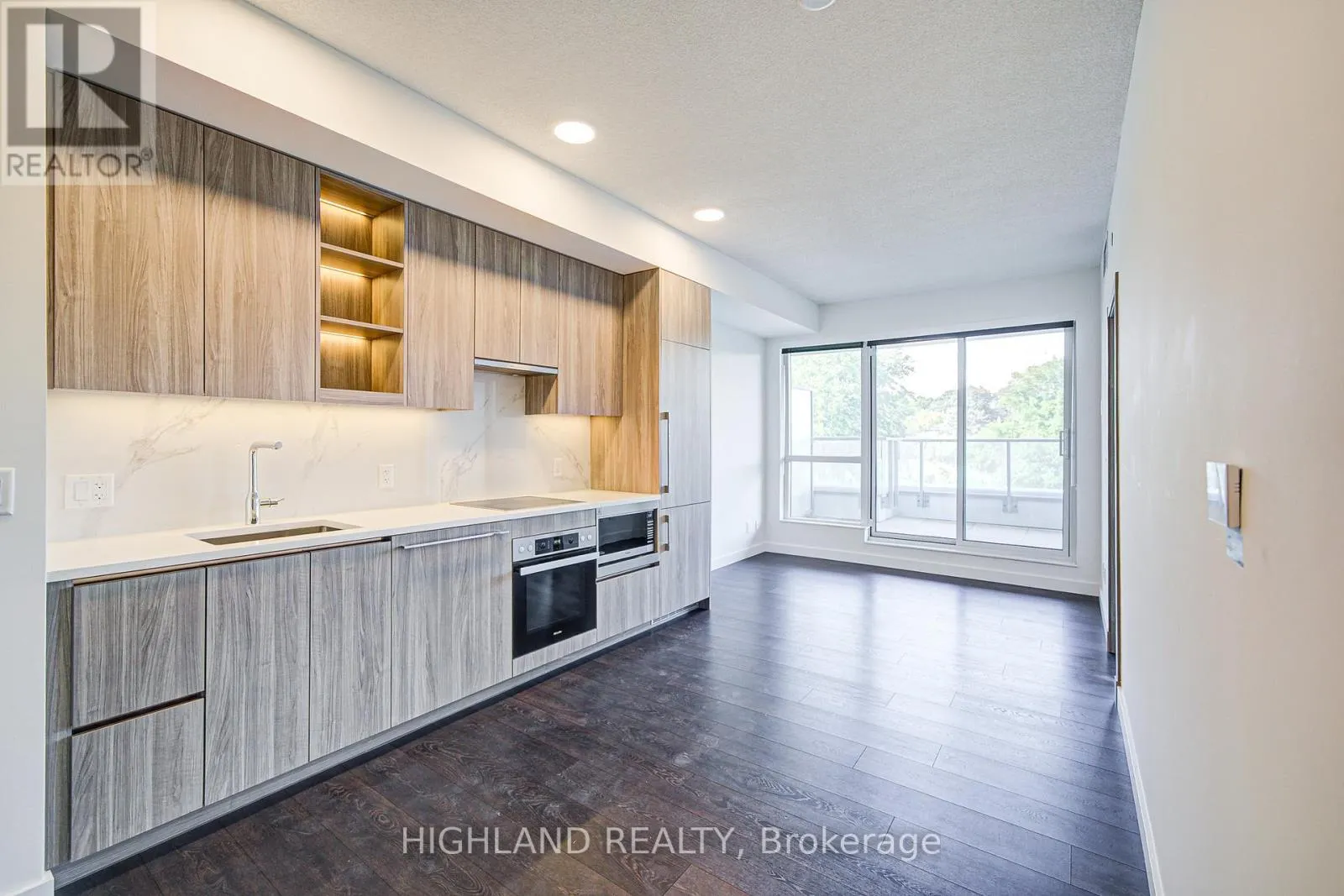 608 - 25 MCMAHON DRIVE