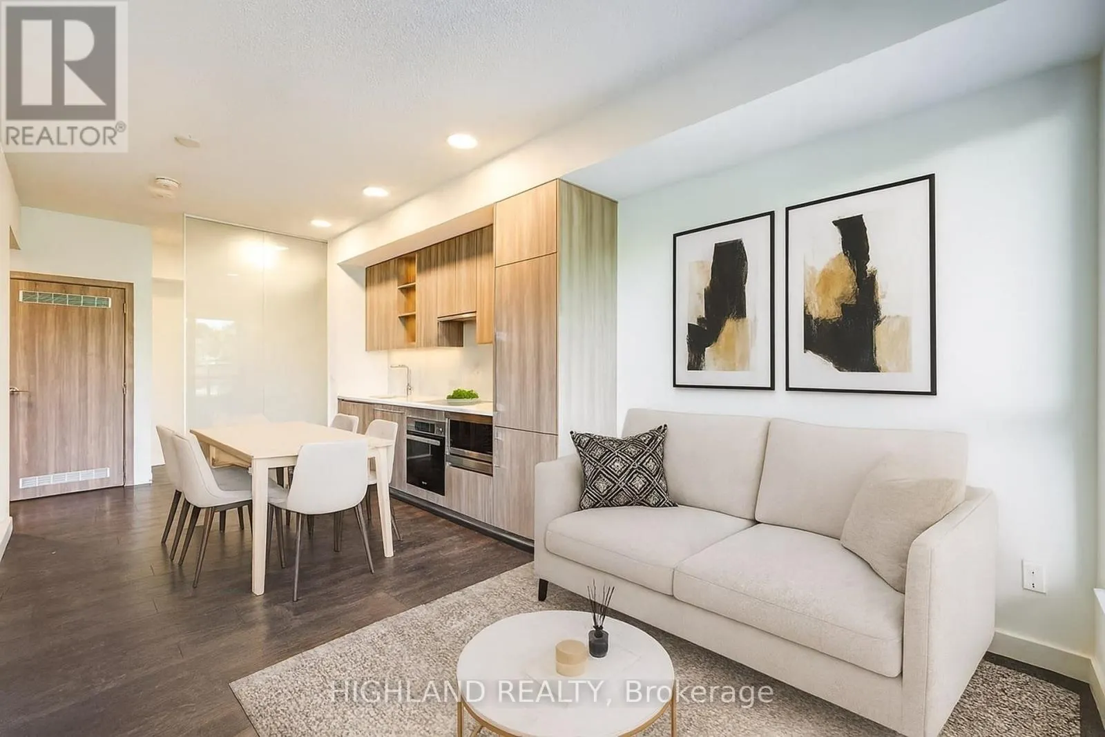 608 - 25 MCMAHON DRIVE