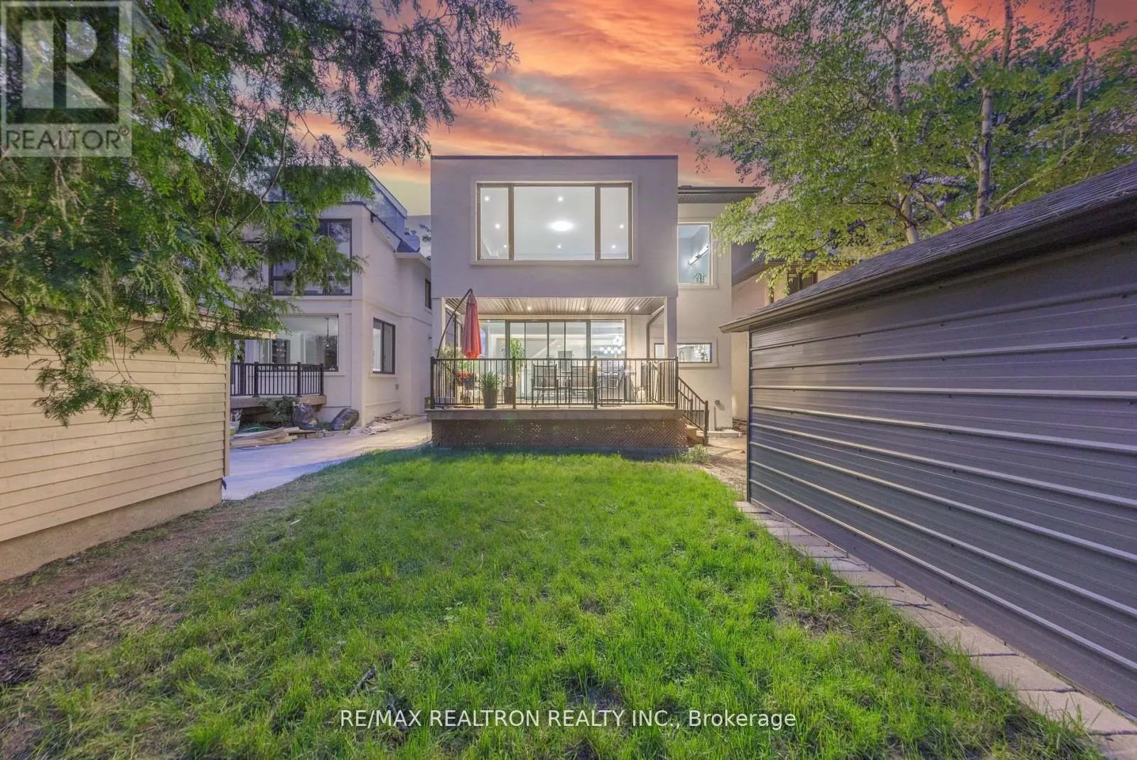 523 BRIAR HILL AVENUE
