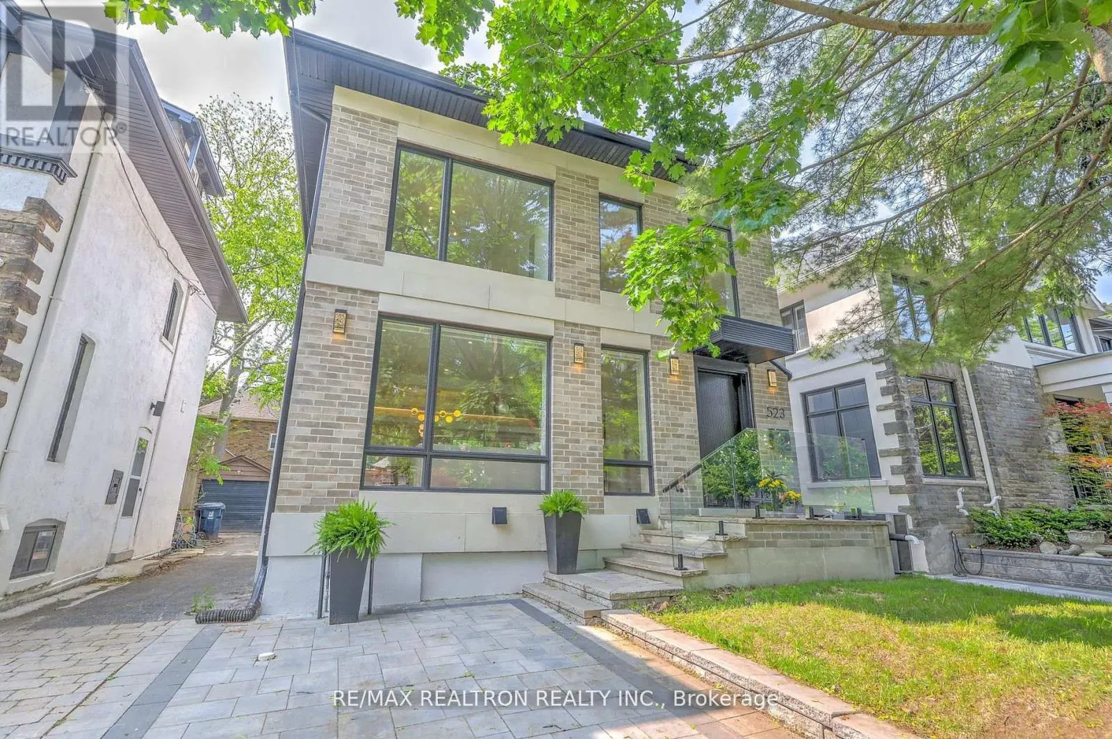 523 BRIAR HILL AVENUE