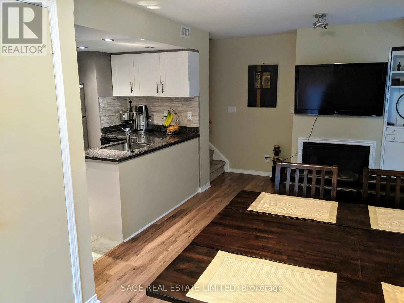 28 - 87 LILLIAN STREET