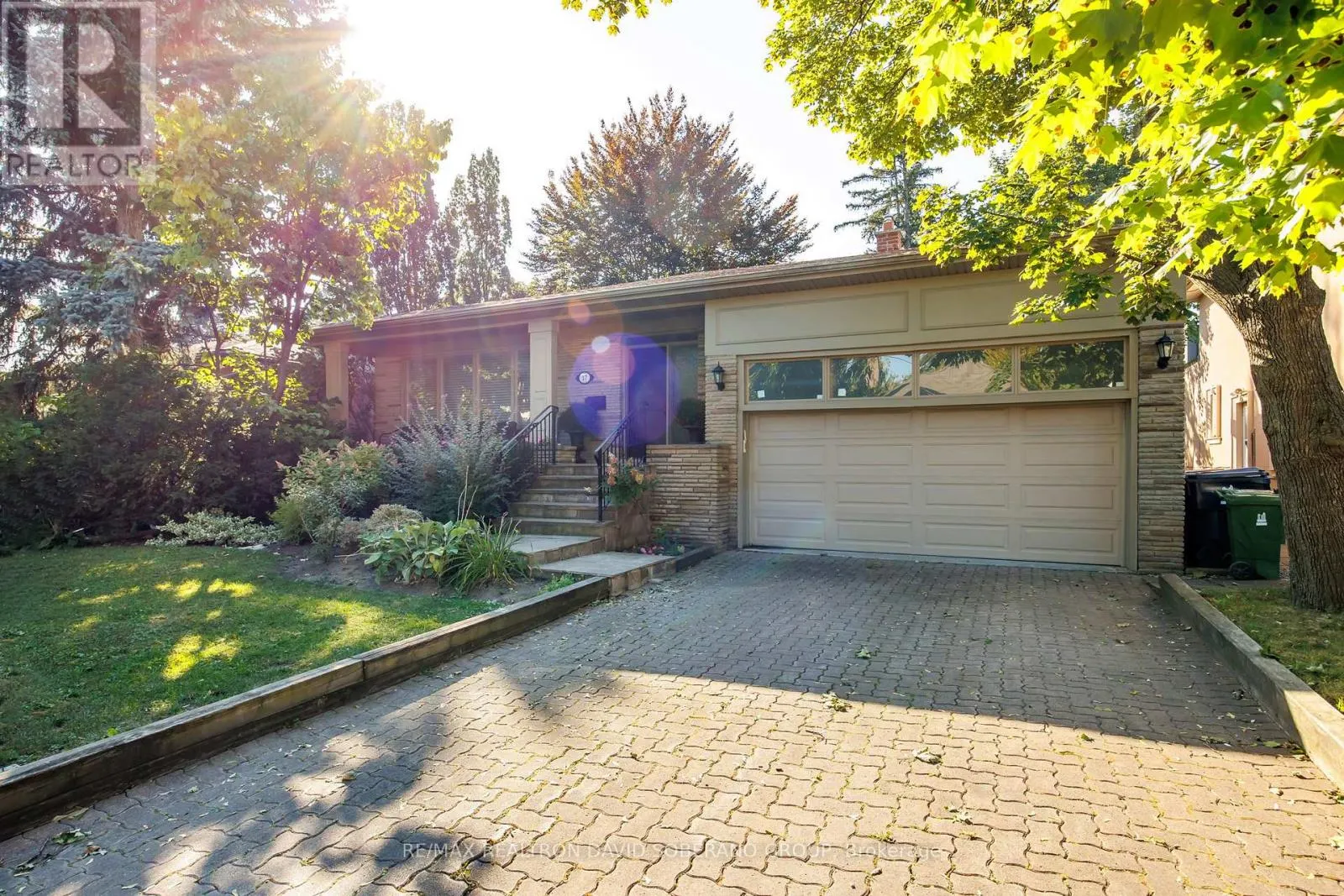 17 ERICA AVENUE