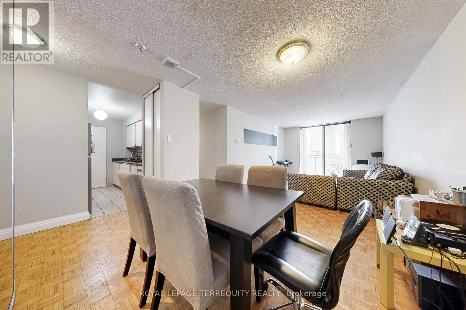 506 - 250 JARVIS STREET