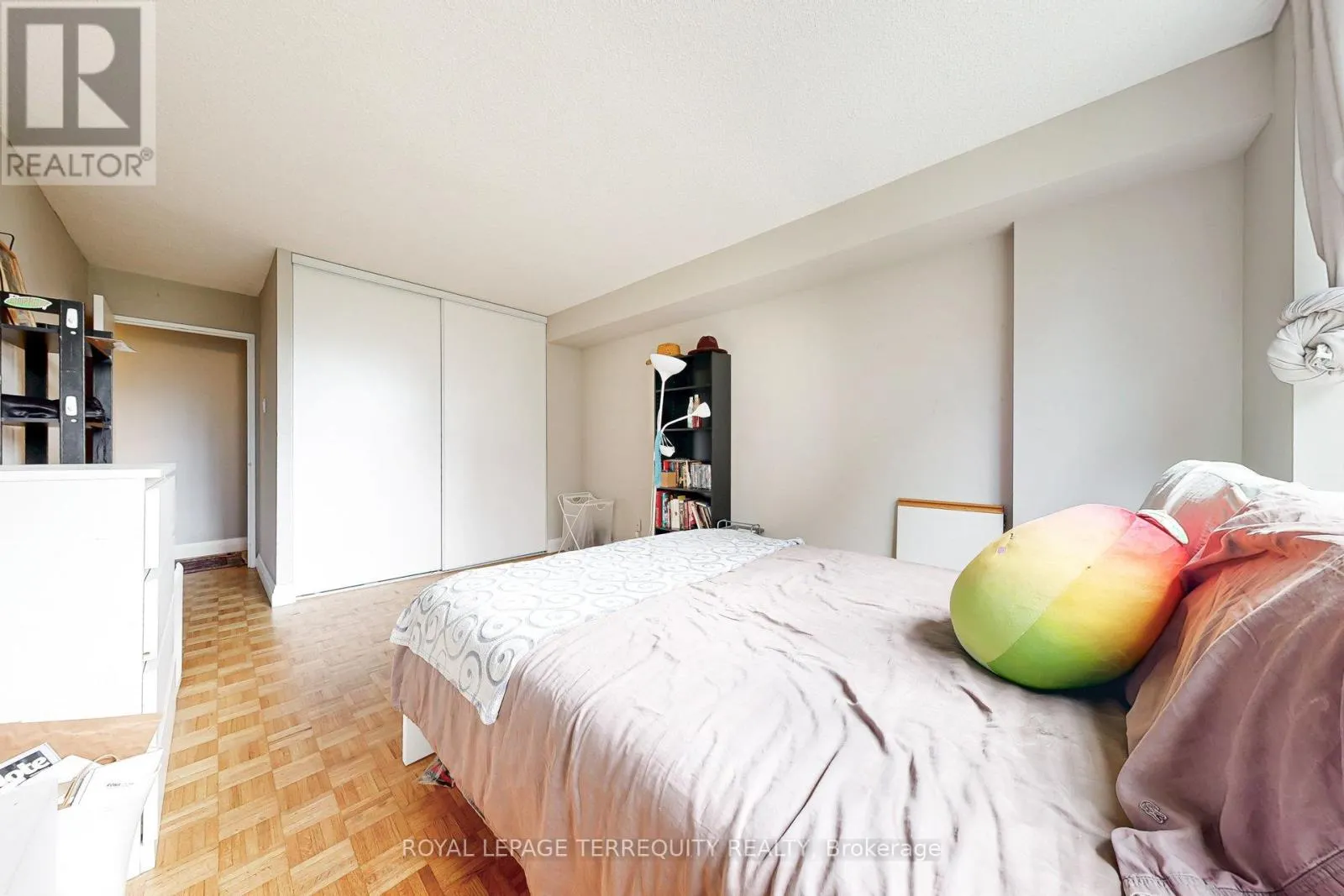 506 - 250 JARVIS STREET