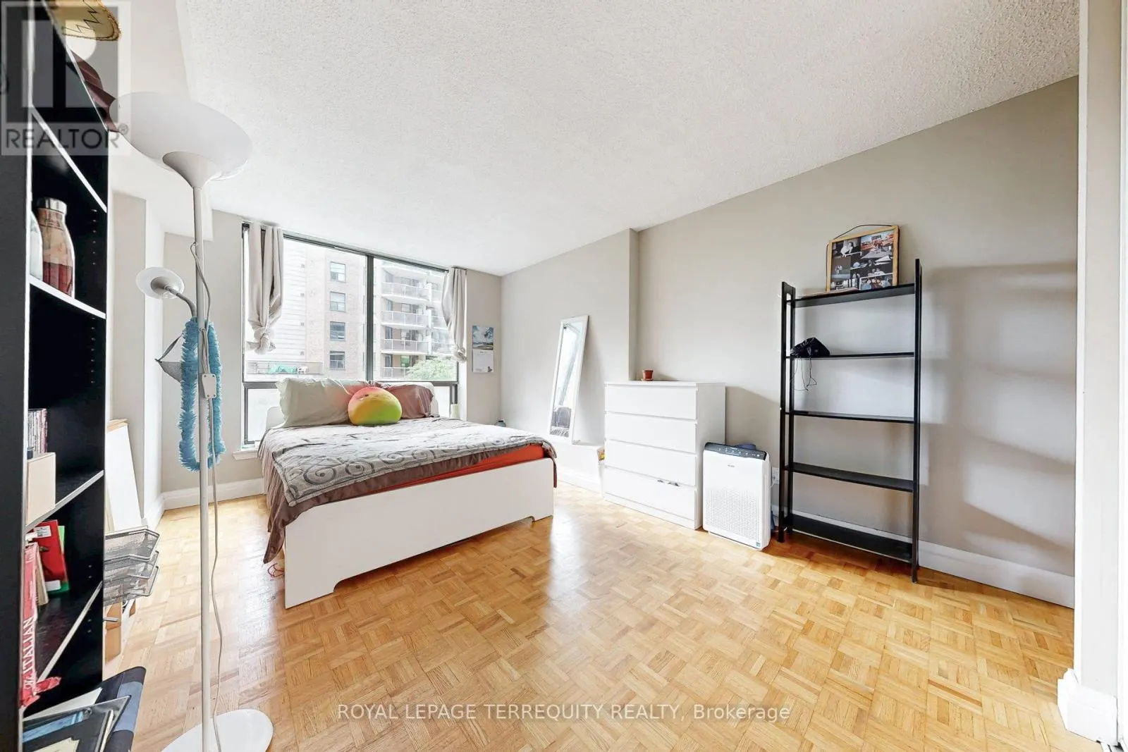 506 - 250 JARVIS STREET