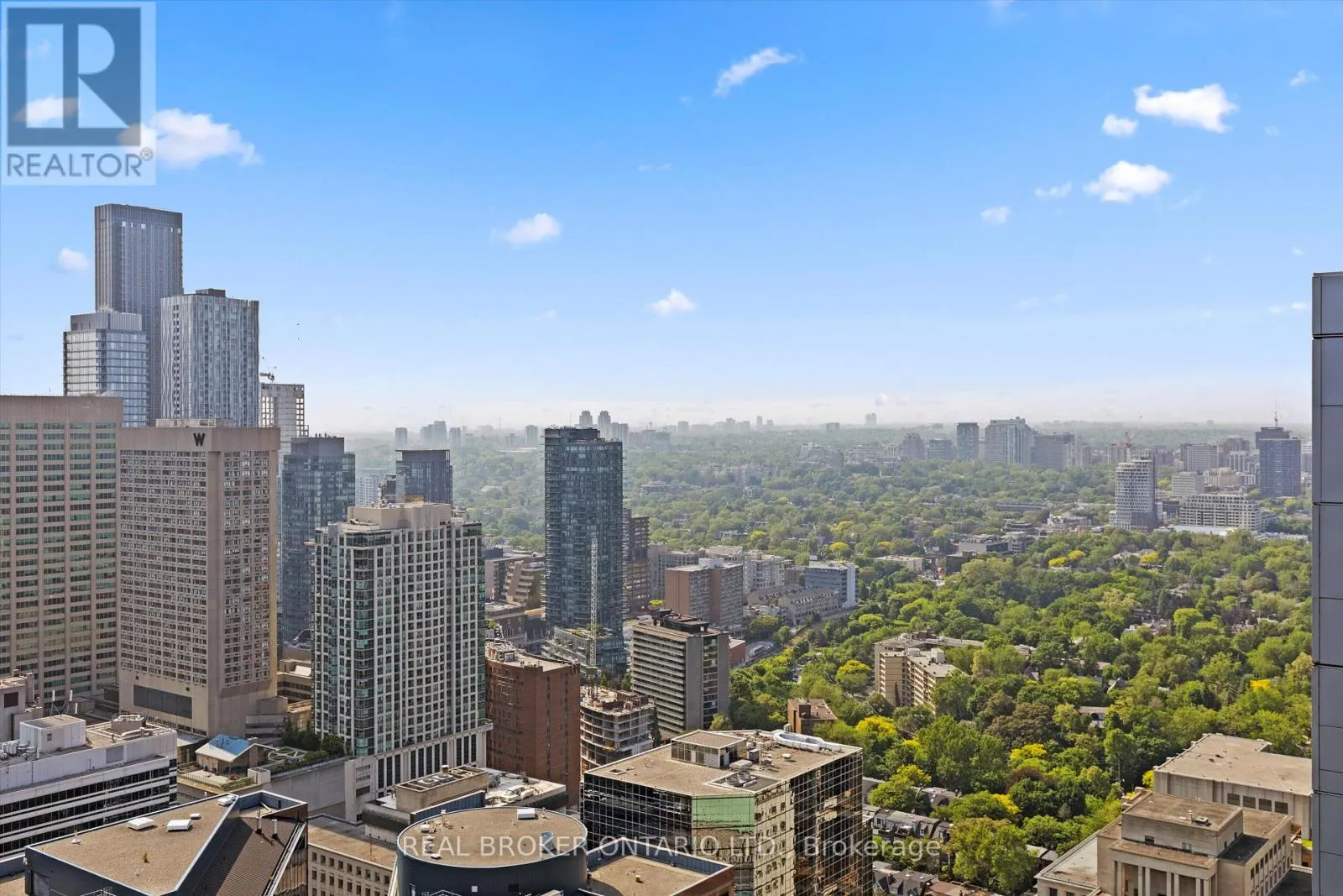 PH 4403 - 110 CHARLES STREET E