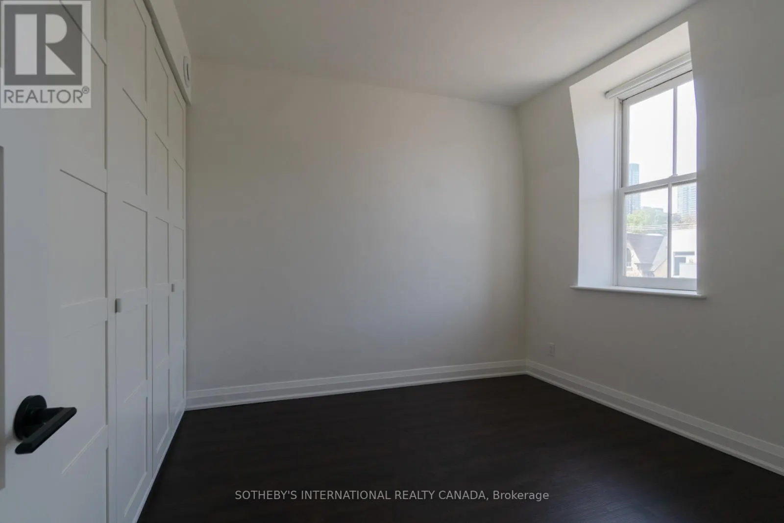 UNIT 3 - 215-217 CARLTON STREET