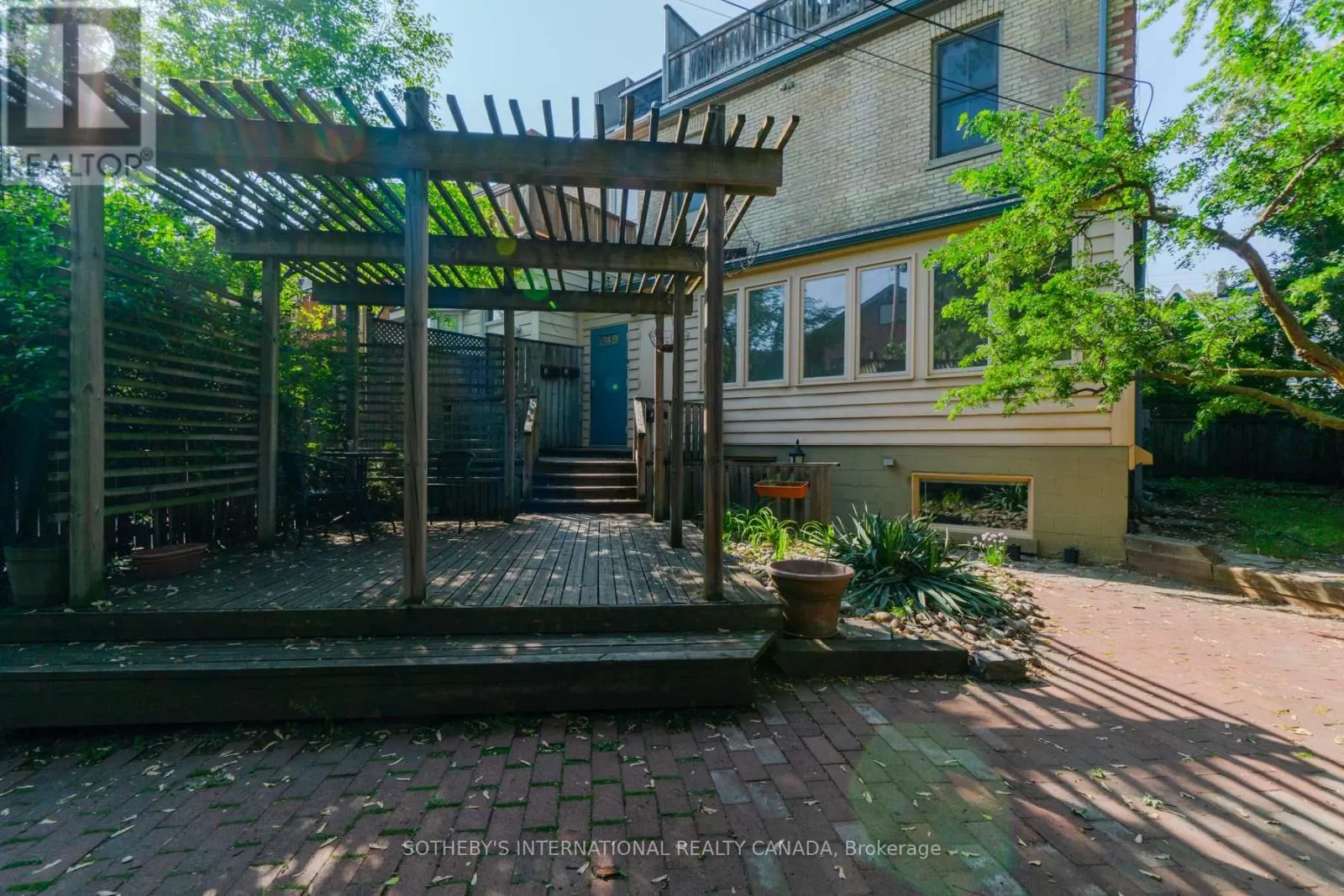 UNIT 3 - 215-217 CARLTON STREET