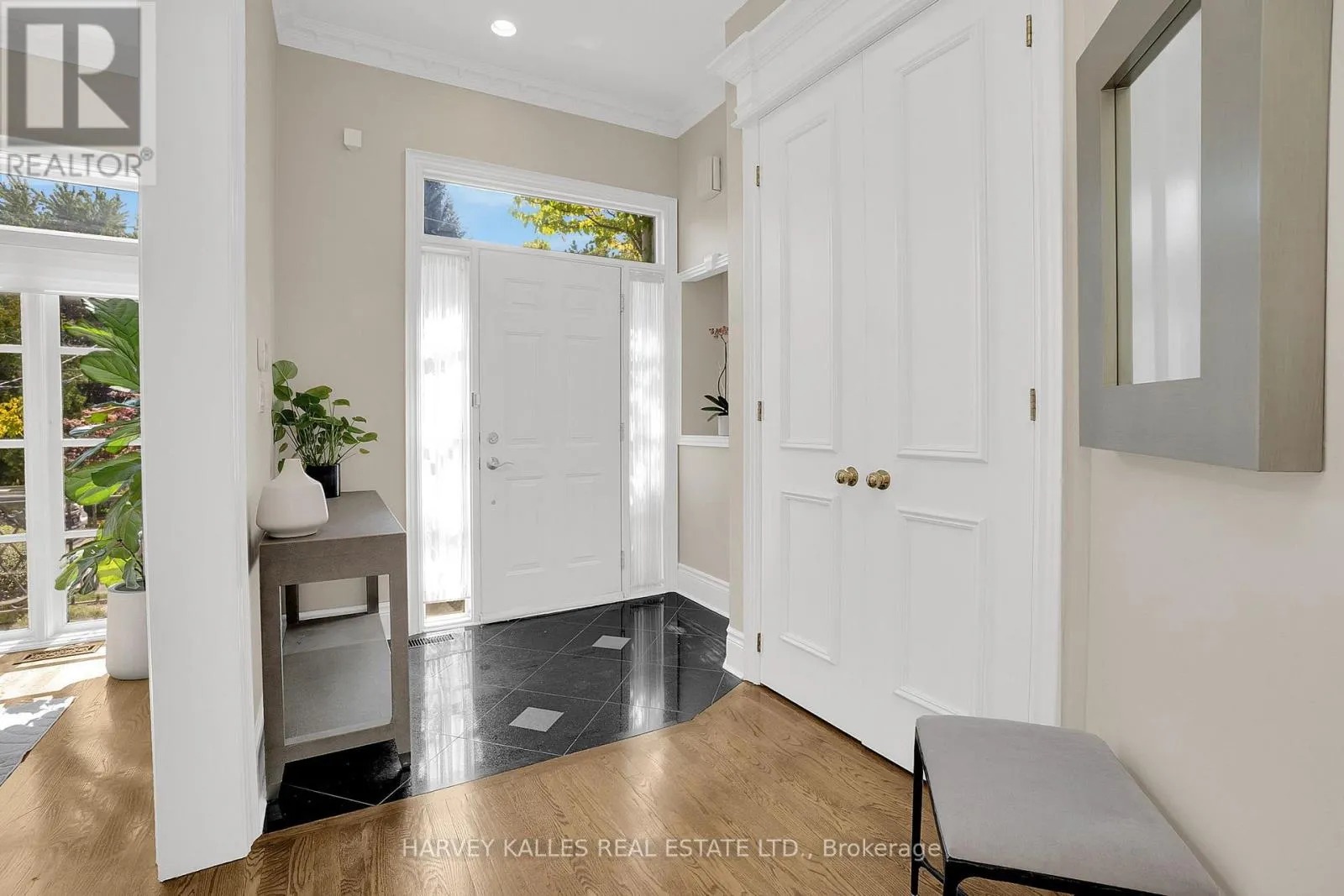 398 BEDFORD PARK