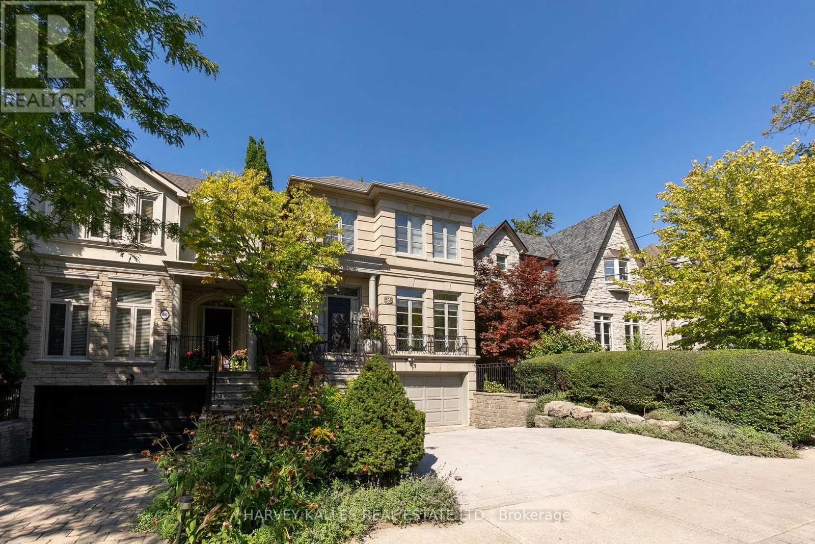 398 BEDFORD PARK