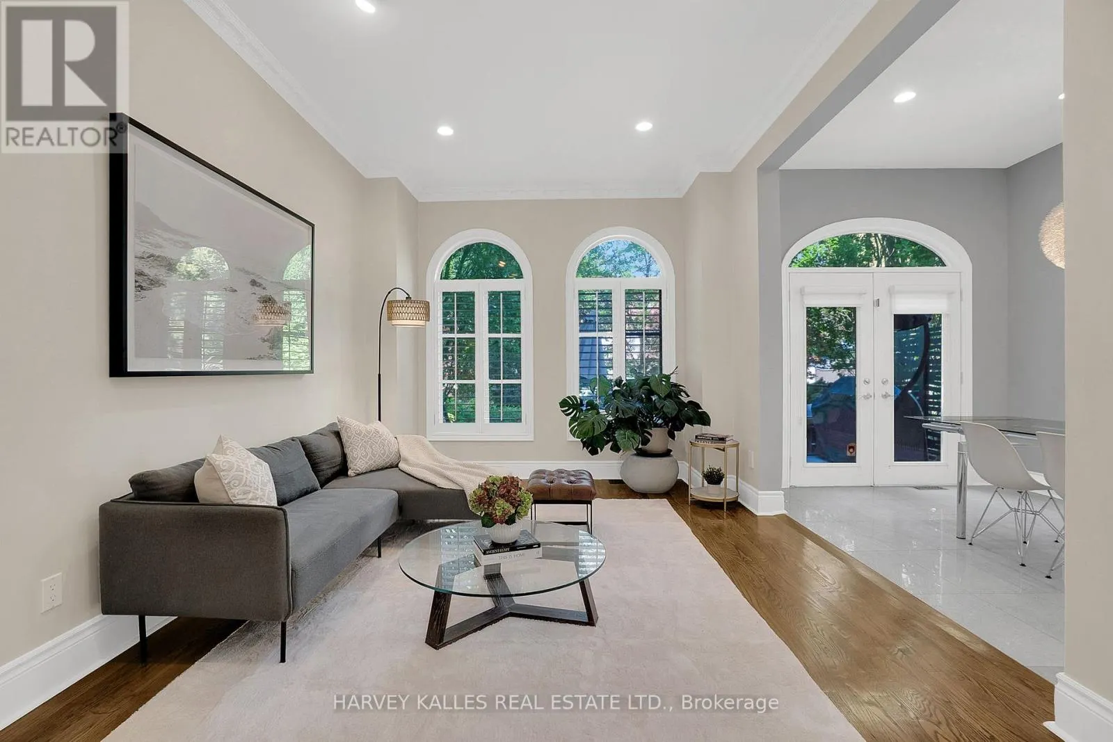 398 BEDFORD PARK