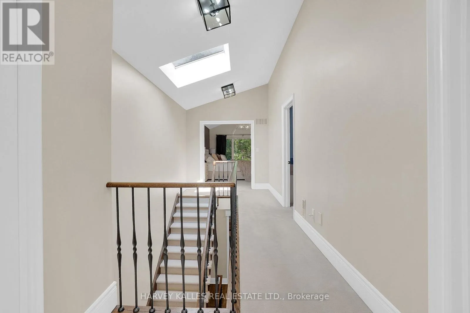 398 BEDFORD PARK