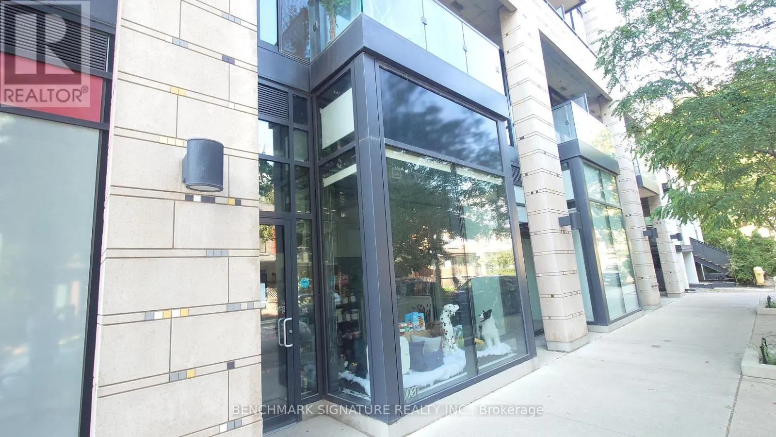 22 DOVERCOURT ROAD