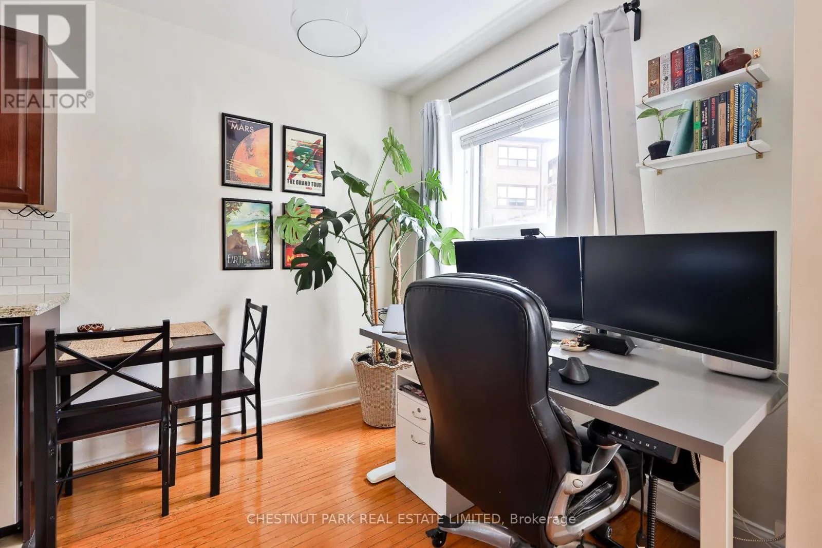 5 - 1648 BATHURST STREET