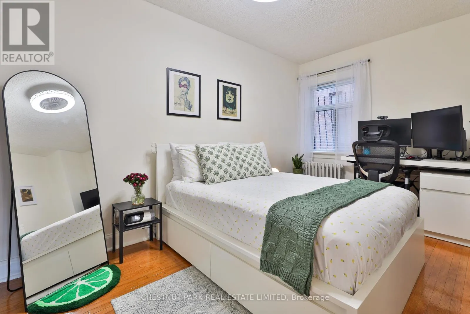 5 - 1648 BATHURST STREET