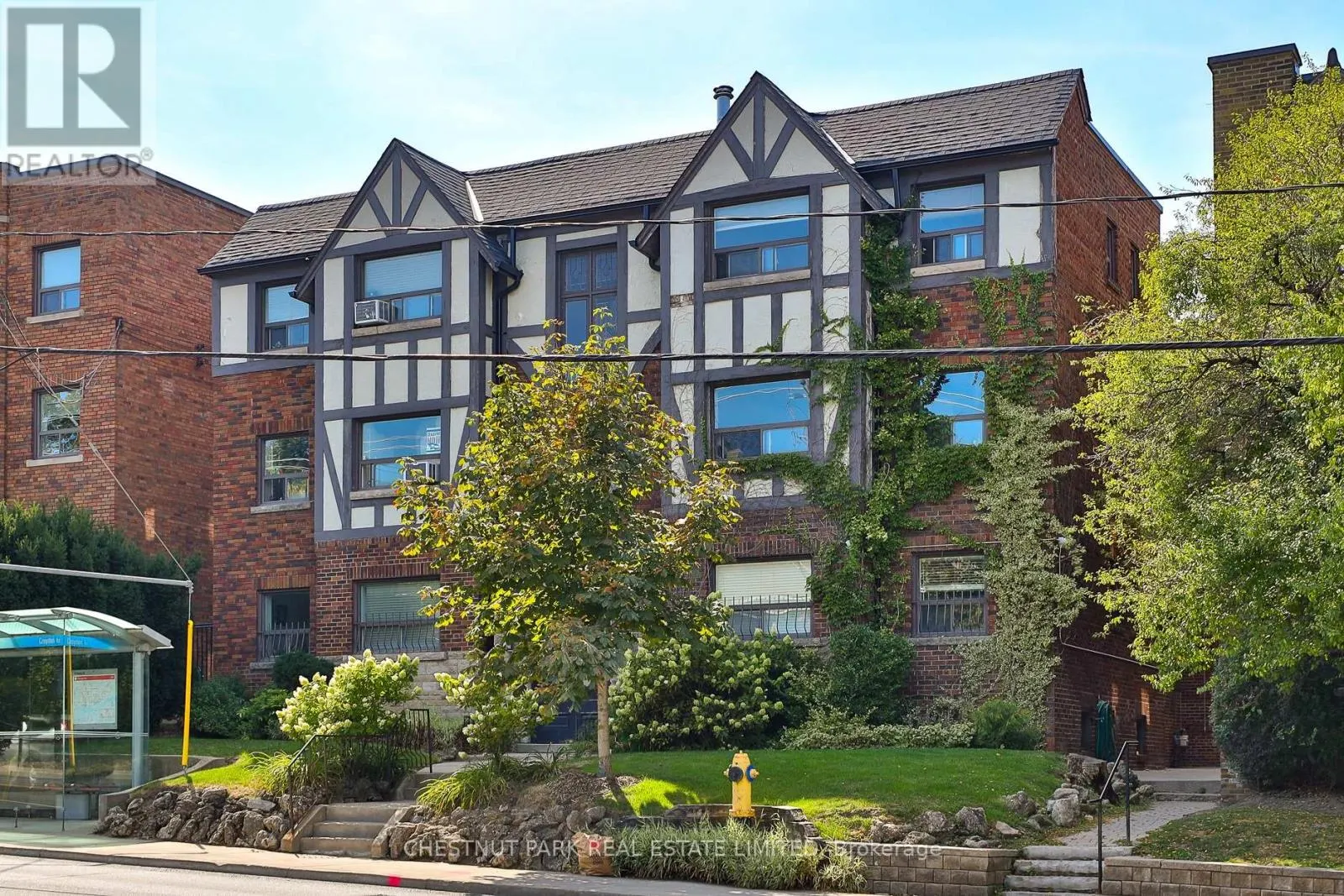 5 - 1648 BATHURST STREET