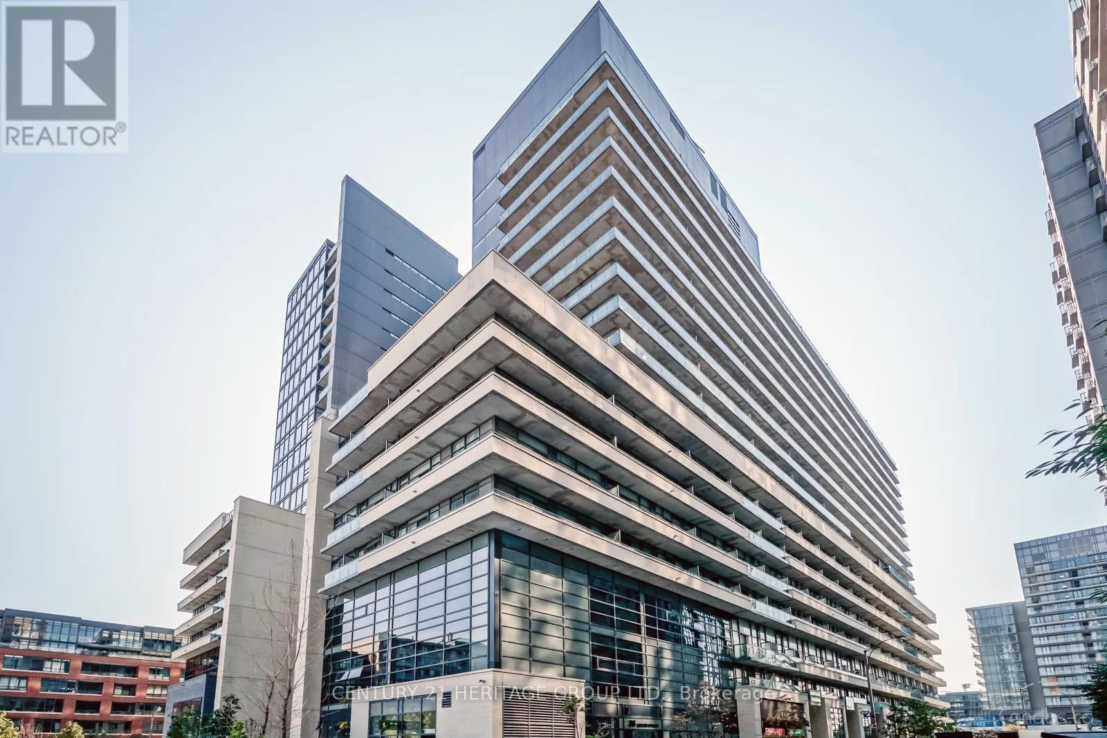 1705W - 36 LISGAR STREET