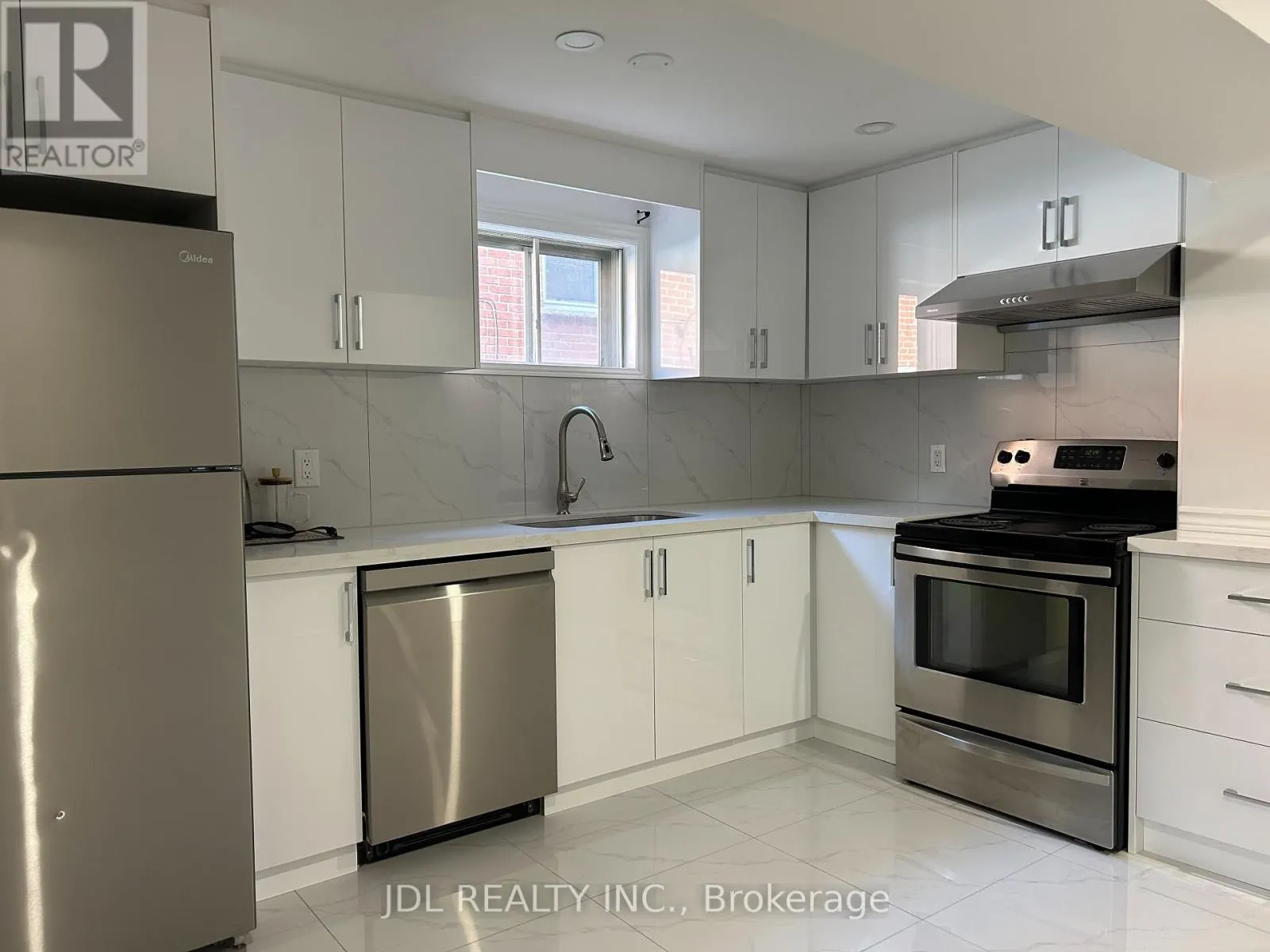 LOWER - 13 PAWNEE AVE AVENUE