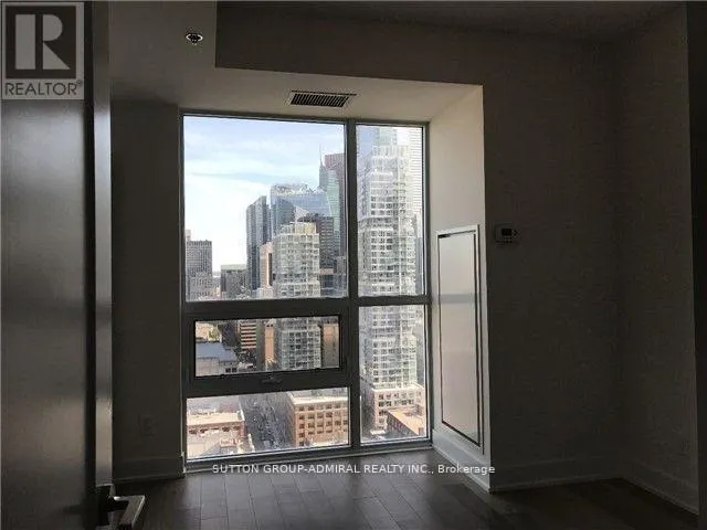 2704 - 318 RICHMOND STREET W