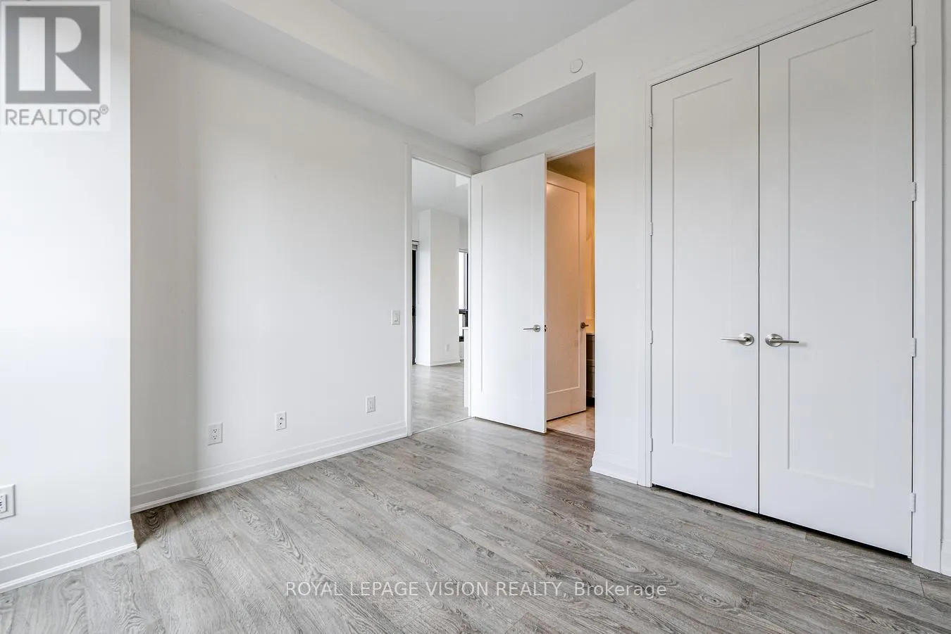 628 - 280 HOWLAND AVENUE