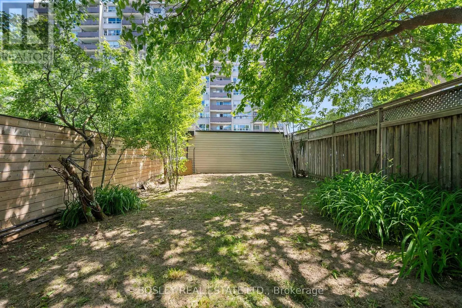 355 ROEHAMPTON AVENUE
