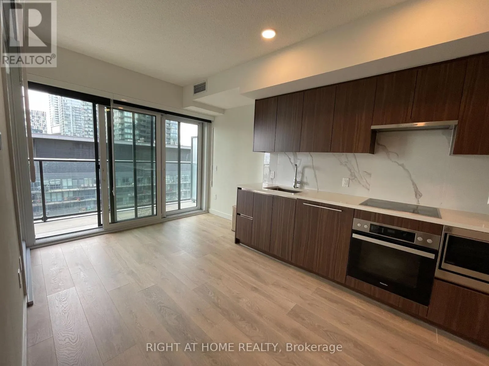 2012 - 3 CONCORD CITYPLACE WAY