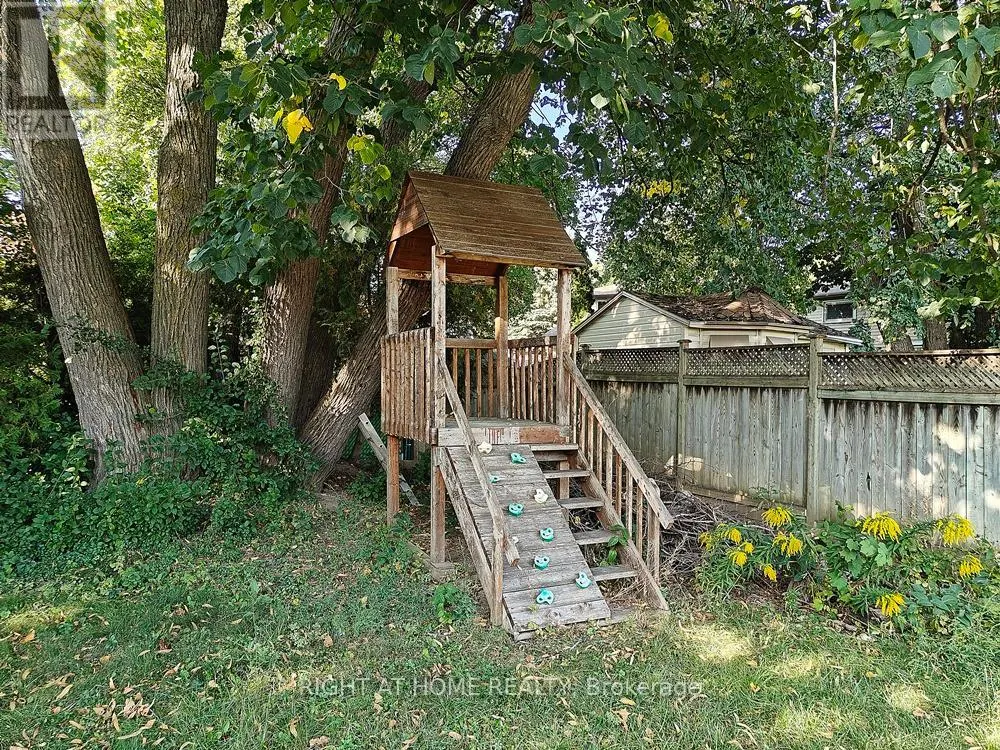 182 MCNICOLL AVENUE