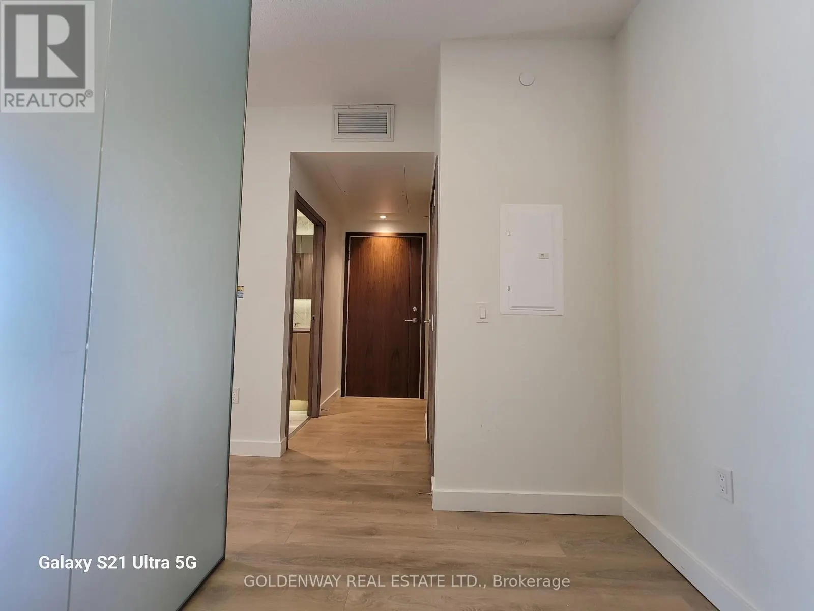 1608 - 95 MCMAHON DRIVE