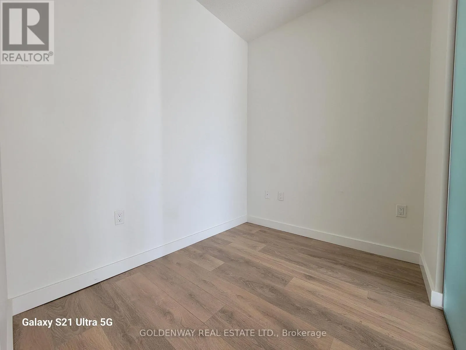 1608 - 95 MCMAHON DRIVE