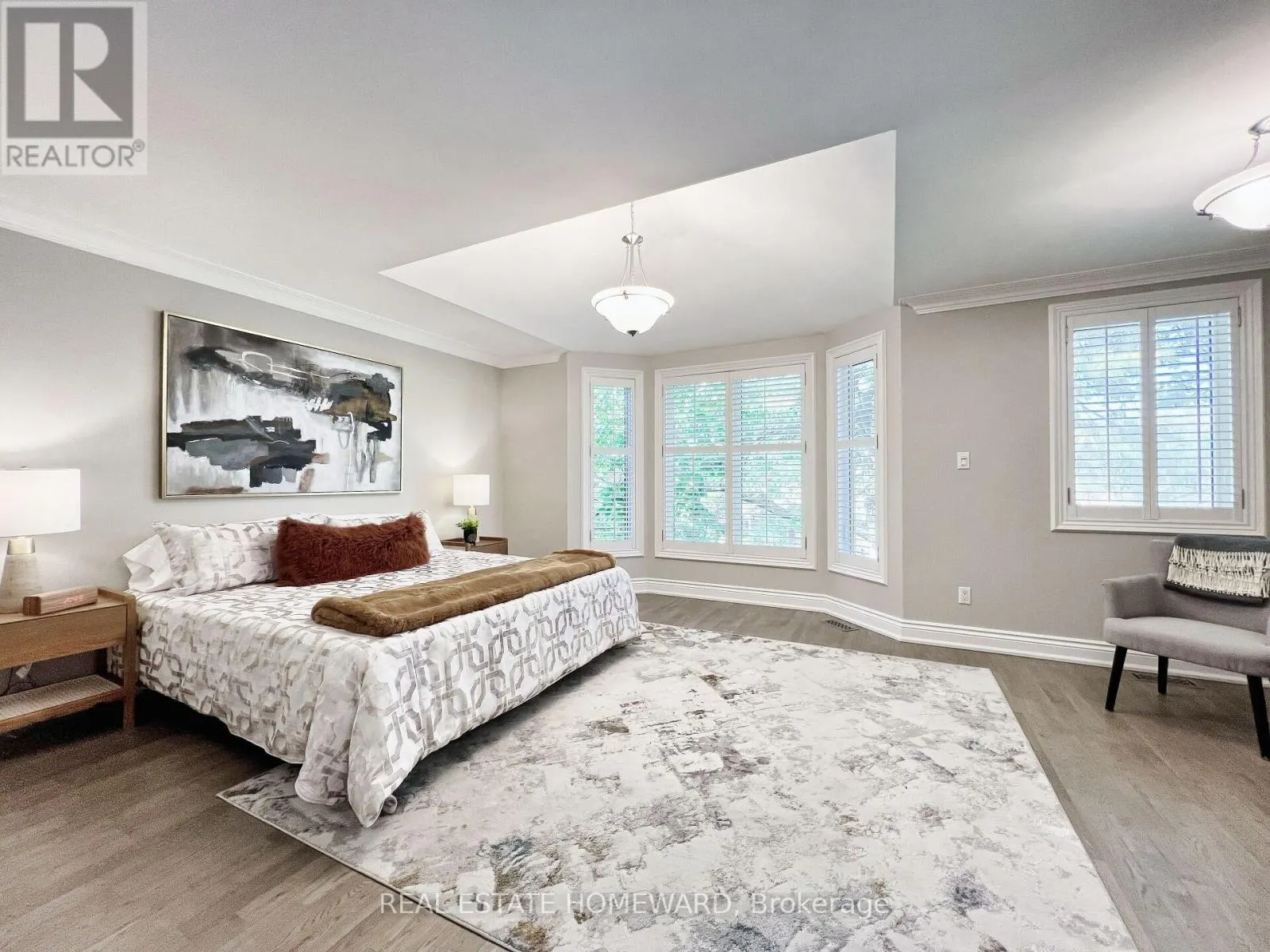 307 DELORAINE AVENUE