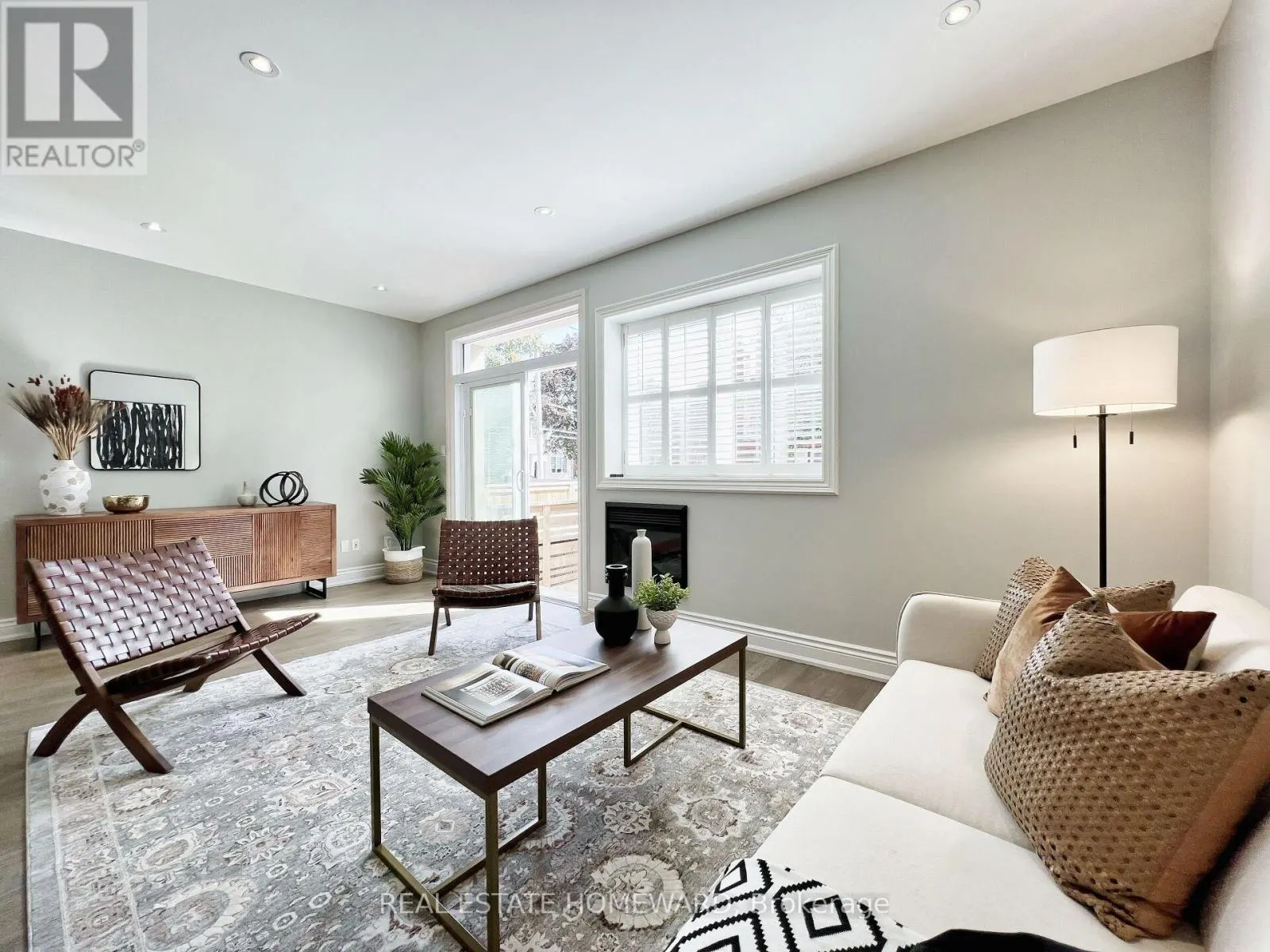 307 DELORAINE AVENUE