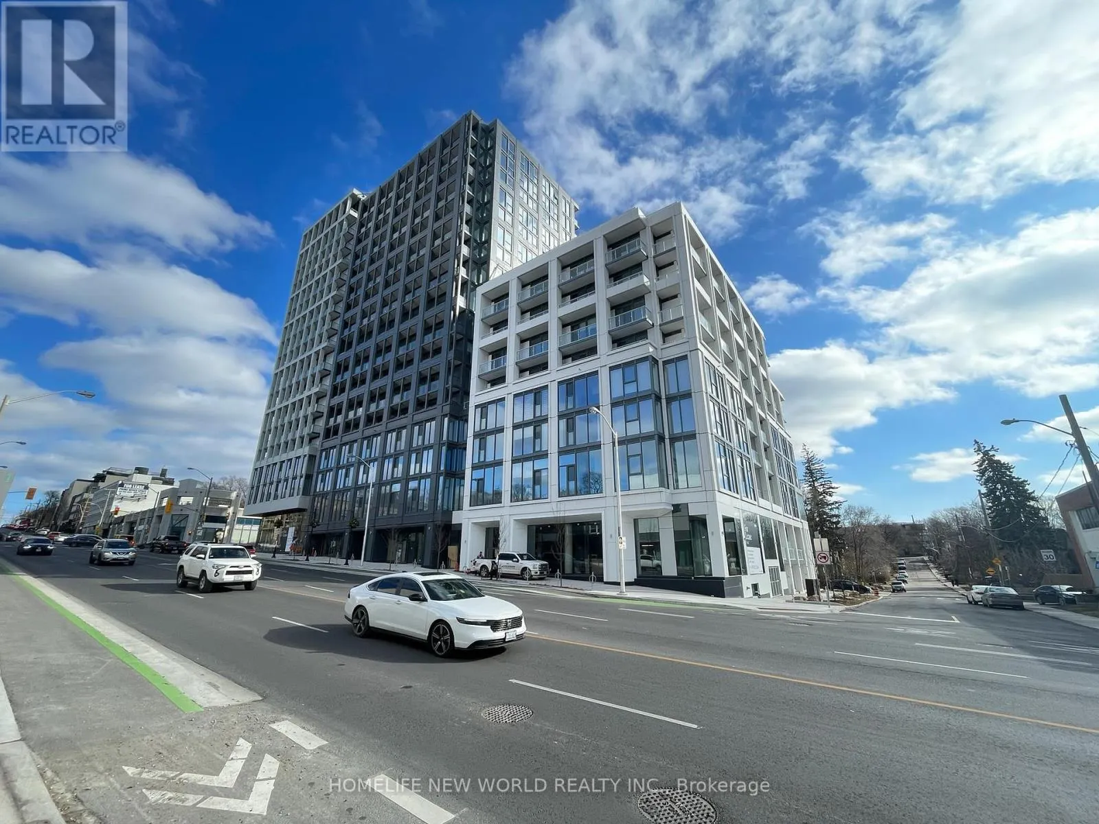 1621 - 2020 BATHURST STREET