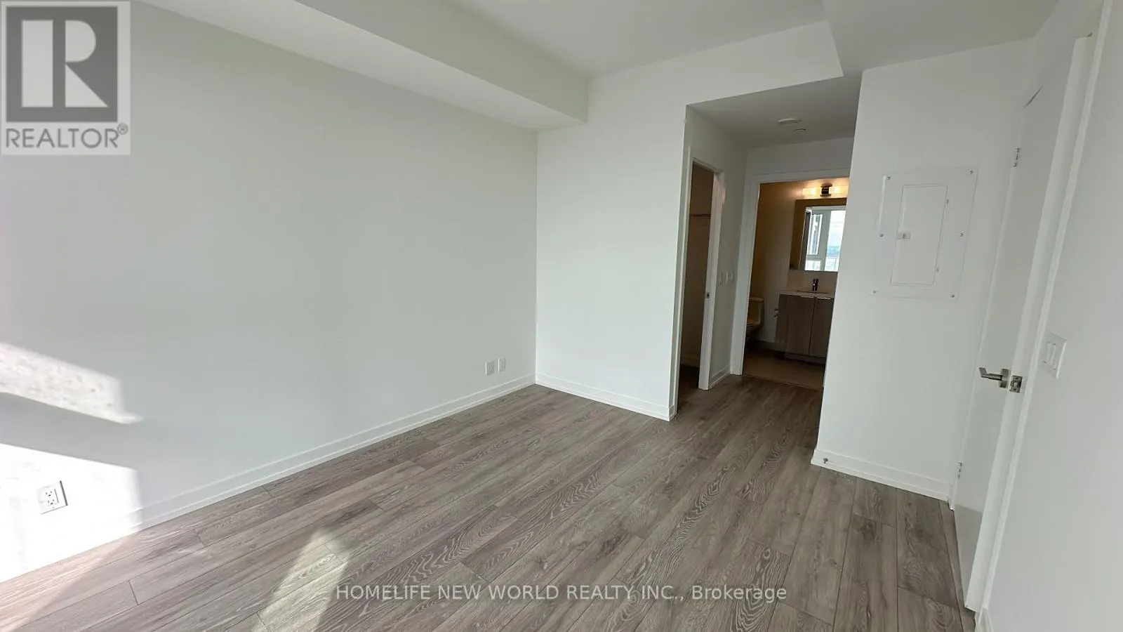 1621 - 2020 BATHURST STREET
