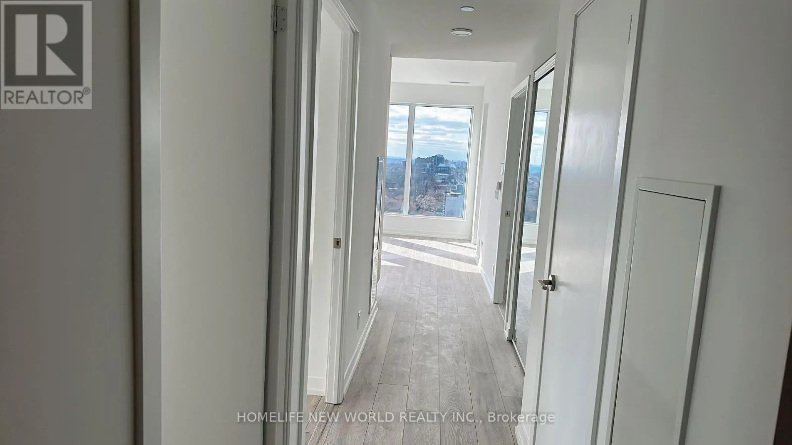 1621 - 2020 BATHURST STREET