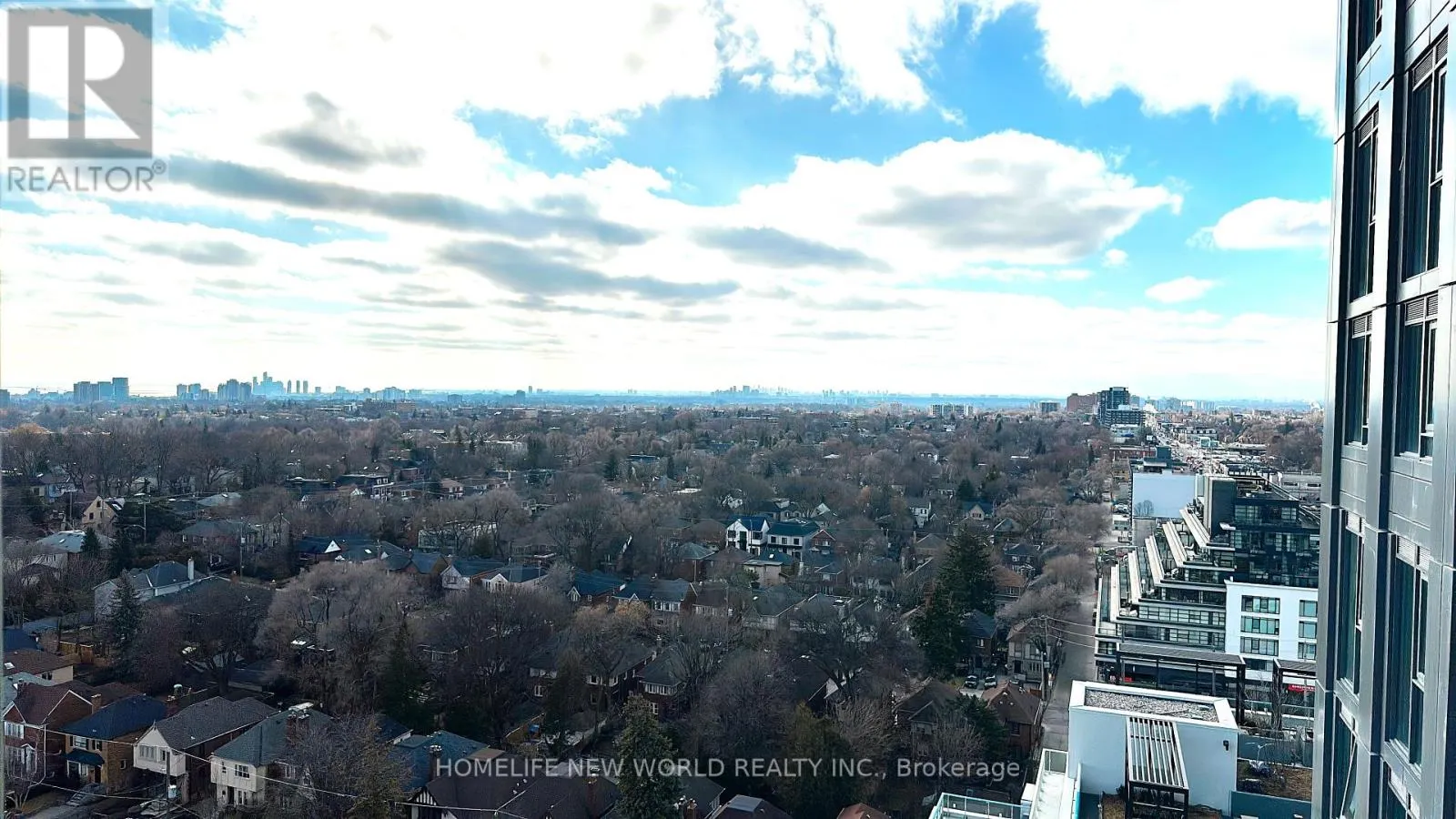 1621 - 2020 BATHURST STREET