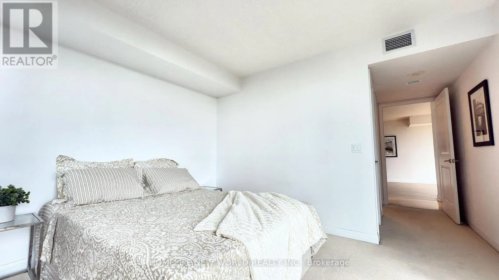 1209 - 4978 YONGE STREET