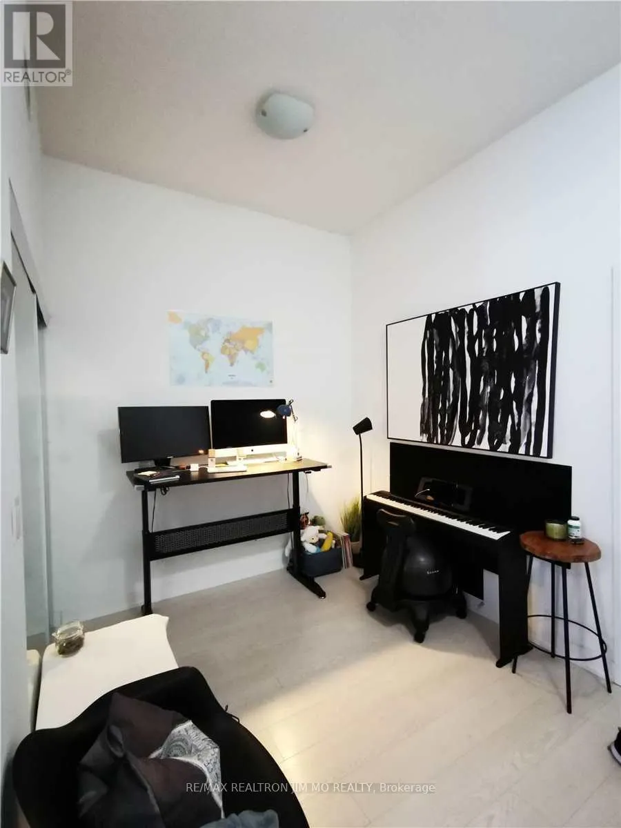 727 - 20 BRUYERES MEWS