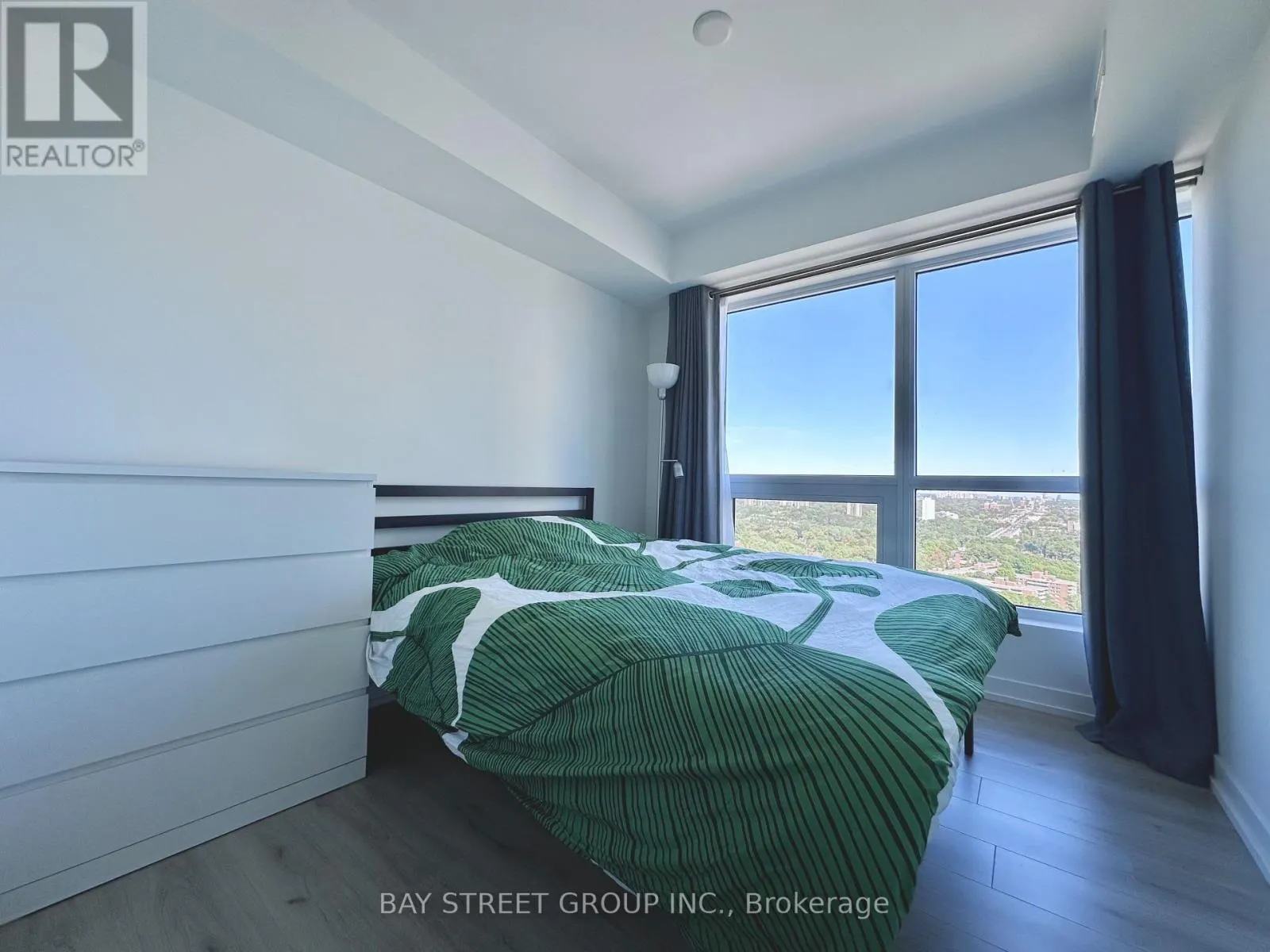 2311 - 395 BLOOR STREET E