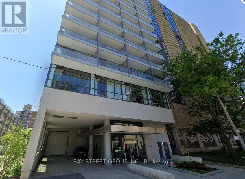 2008 - 210 SIMCOE STREET