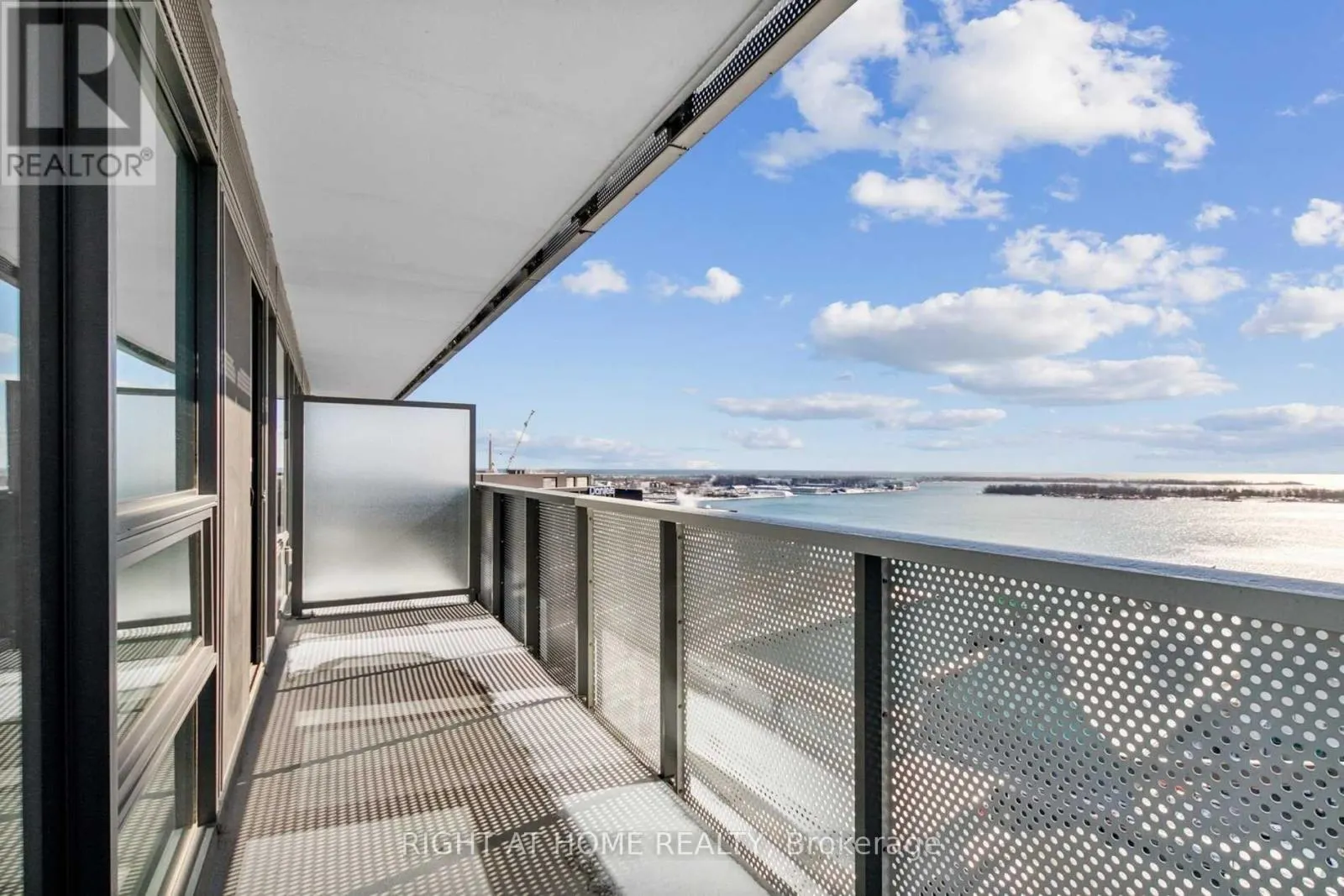 2308 - 138 DOWNES STREET