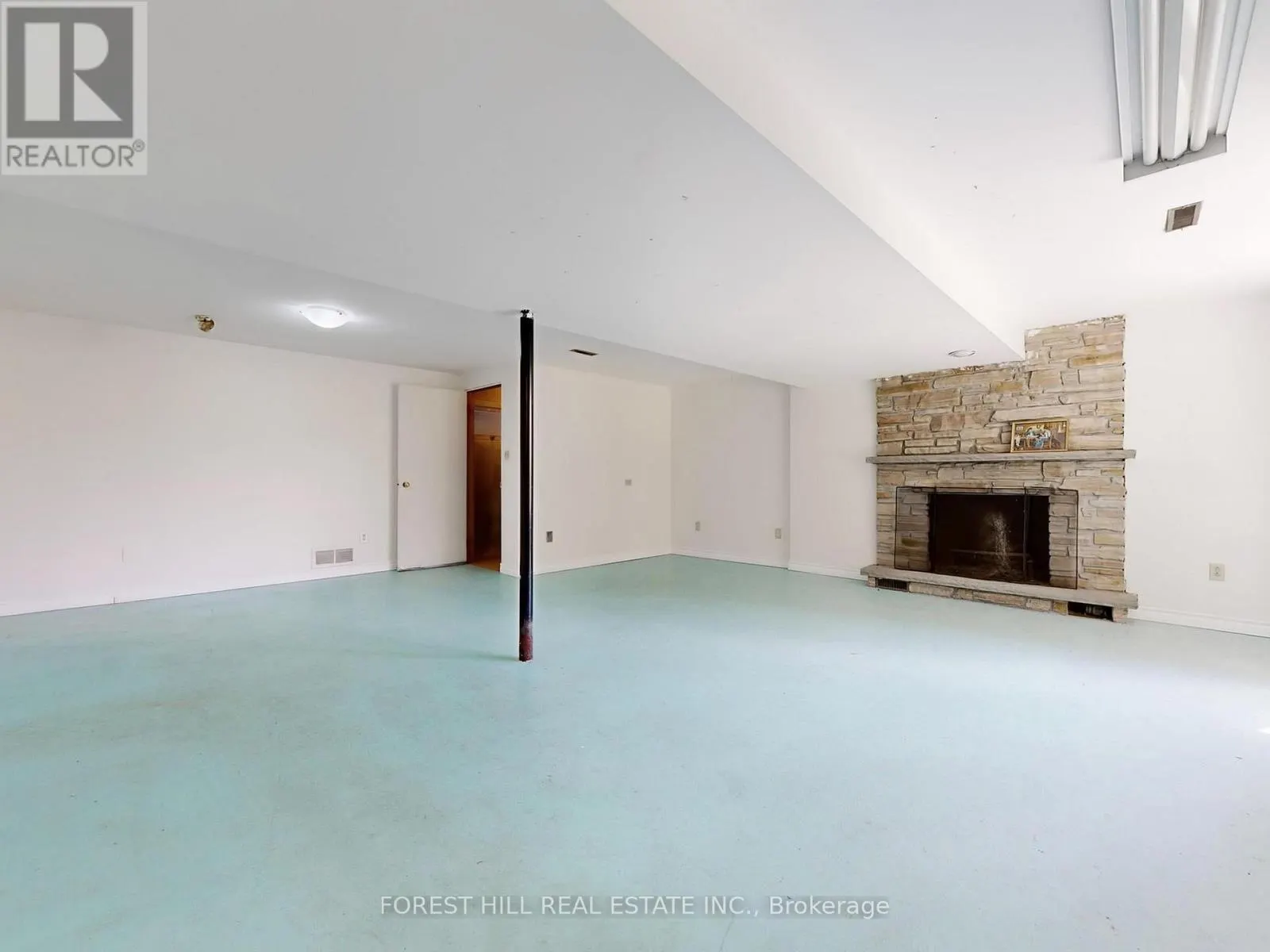 97 ASPENWOOD DRIVE