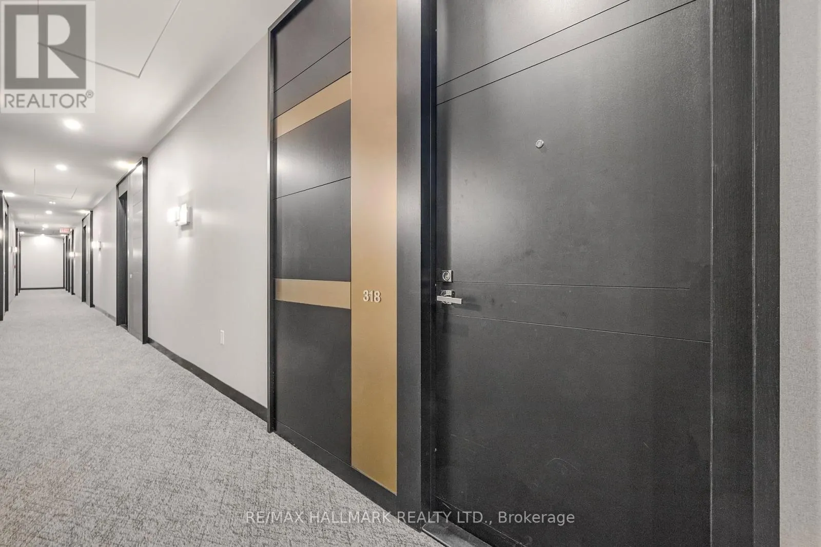318 - 29 QUEENS QUAY E