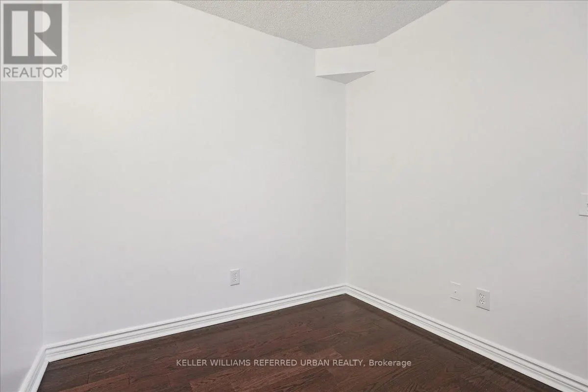 #1911 - 750 BAY STREET