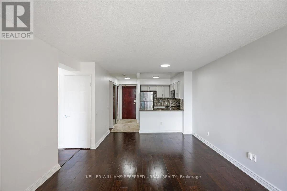 #1911 - 750 BAY STREET