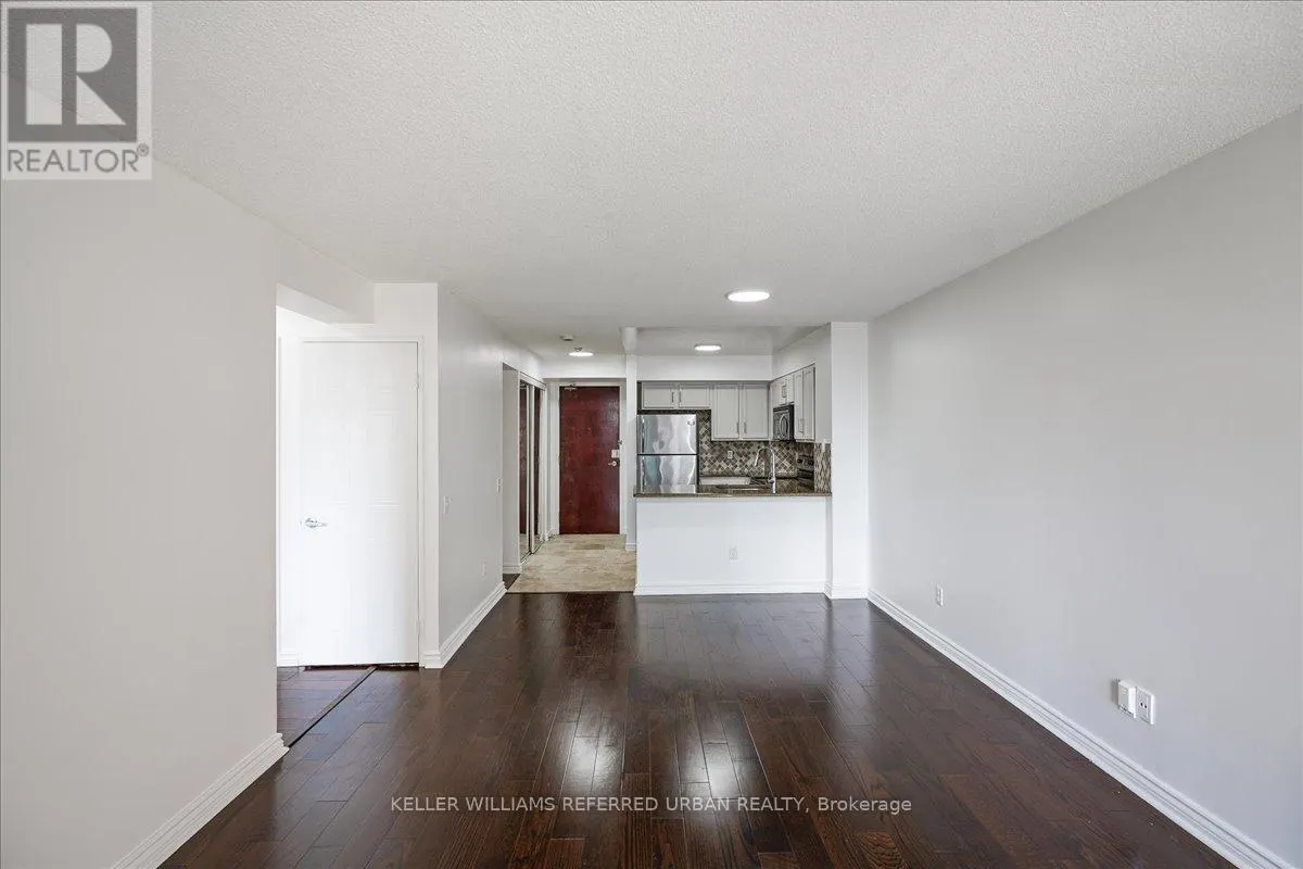 #1911 - 750 BAY STREET