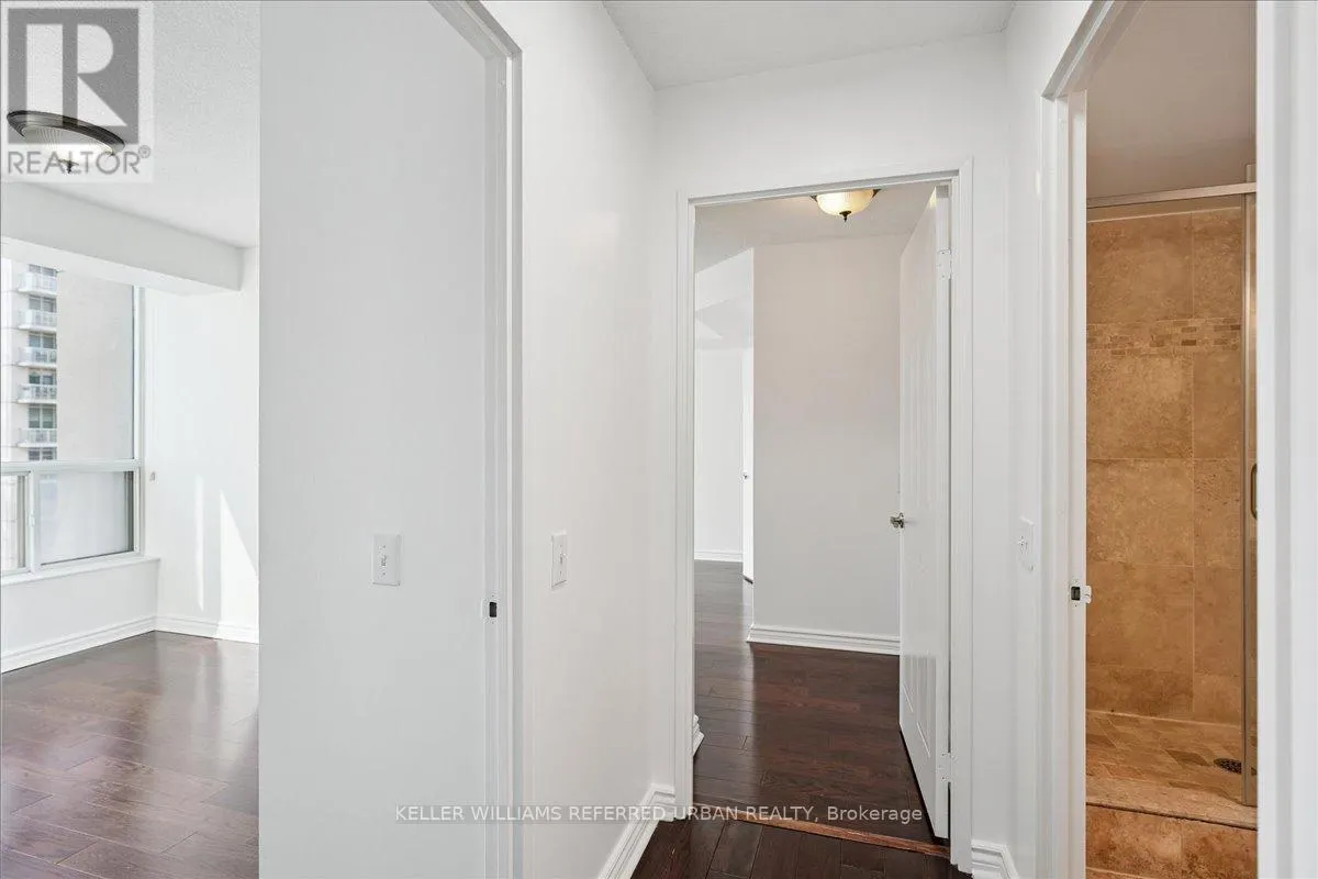 #1911 - 750 BAY STREET